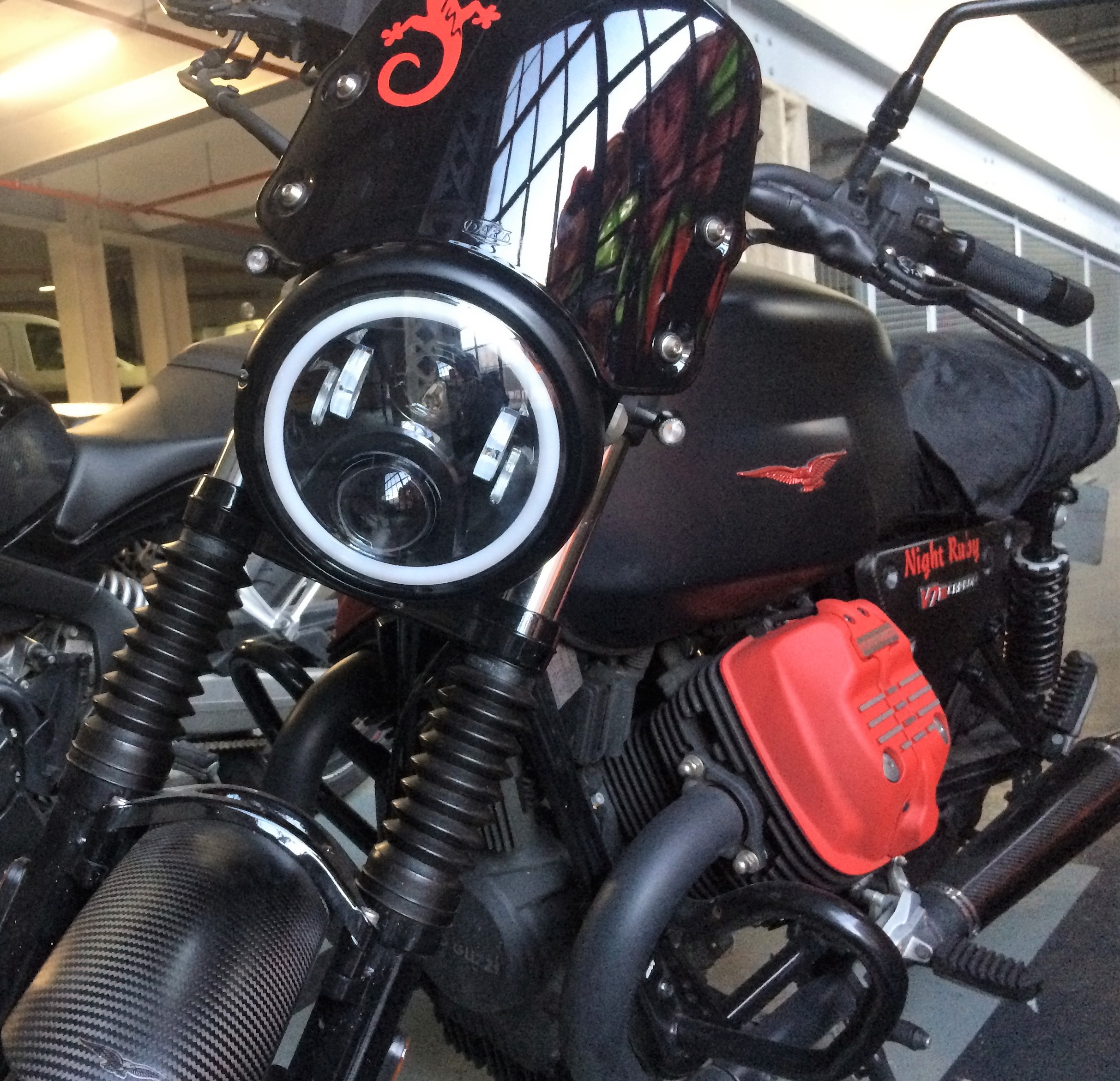Phares additionnels LED pour moto Moto-Guzzi Nevada Club 750